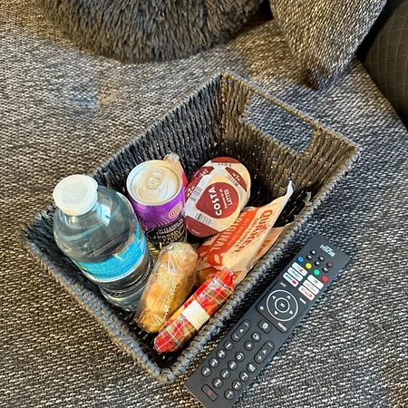 아파트 Ultra-modern Totterdown Haven *